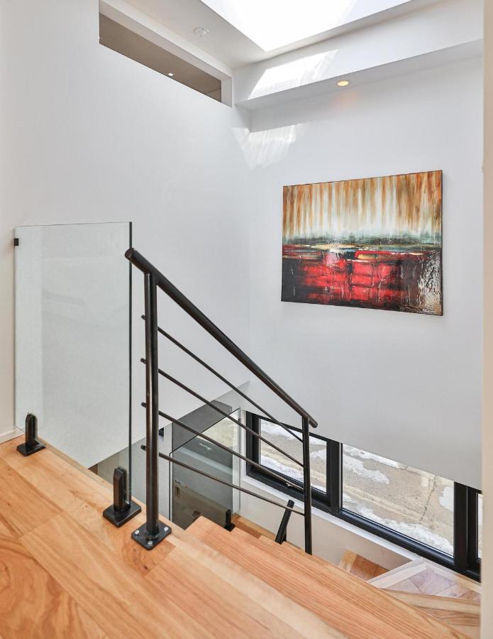 New Modern 1400 Sq Ft Coach House Near Everything Toronto Exterior photo